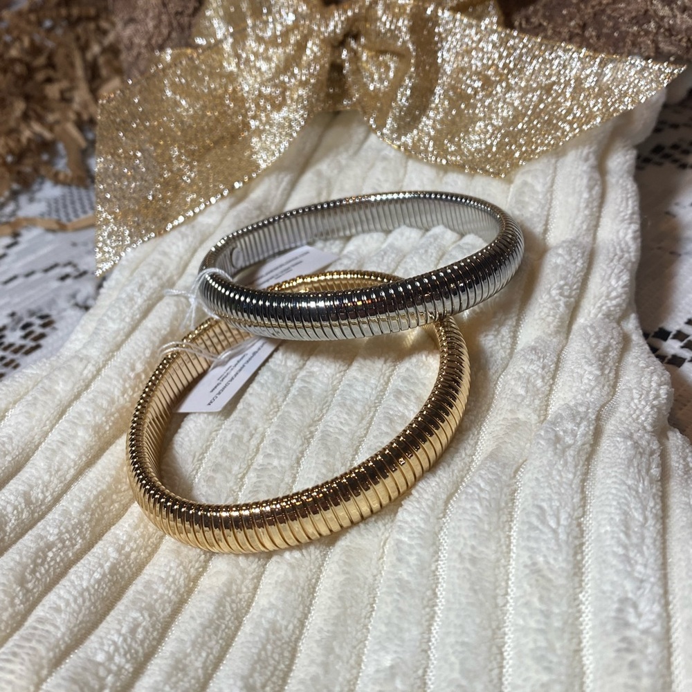 NWT SLEEK SNAKE DESIGN GOLD EMBRACEABLE BRACELET MIX MATCH 80’s LOOK - Picture 6 of 9